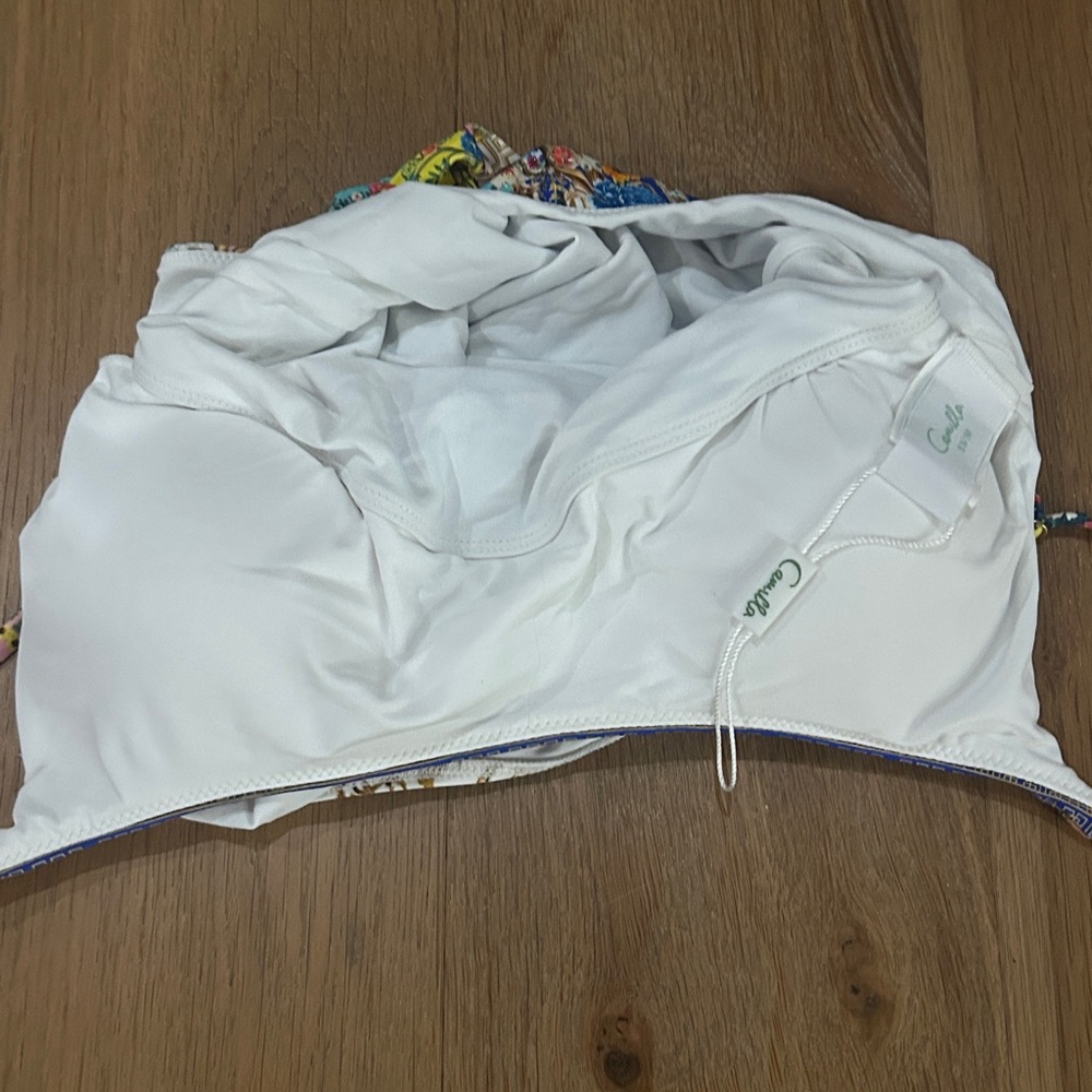 Camilla White Swarovski Crystal SCOOP NECK ONE PIECE
PARTY IN THE PALACE - Picture 7 of 7